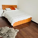 Spacious City Retreat